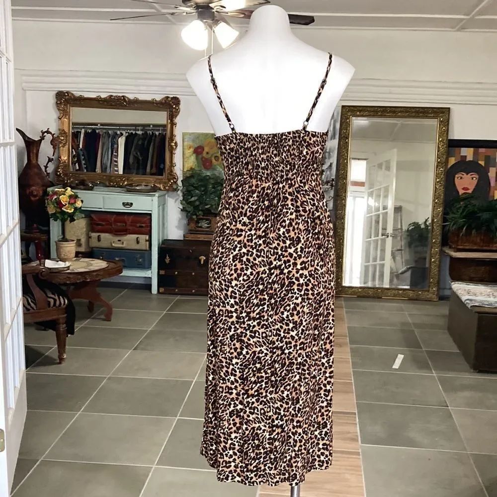 Dress - Picture 8 of 11